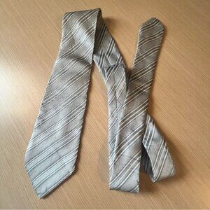 💕2/$30 💕Giorgio Armani 100% Silk Striped Patterned Tie